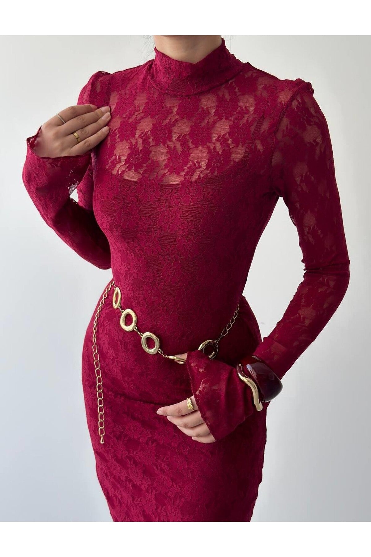 Romantic Lace Midi Dress - Burgundy