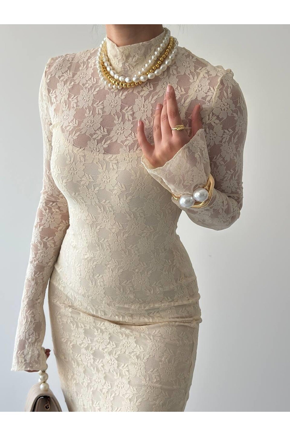 Romantic Lace Midi Dress - Beige