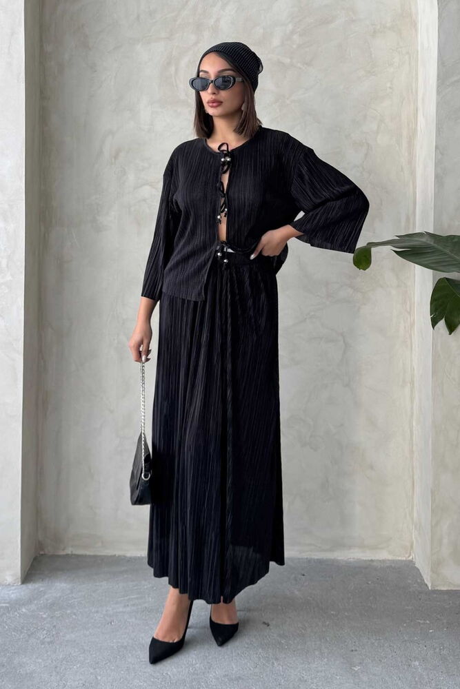 Pleated Maxi Skirt