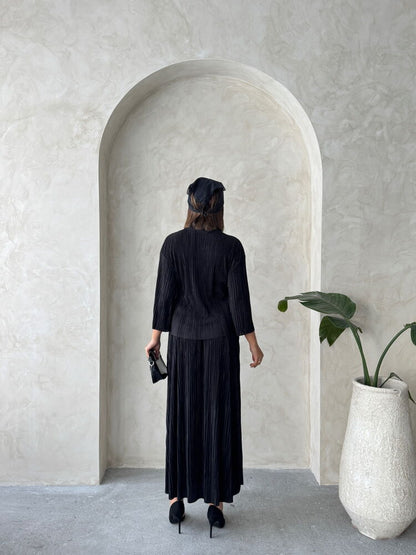 Pleated Maxi Skirt