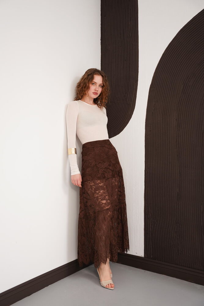 Tiered Lace Maxi Skirt