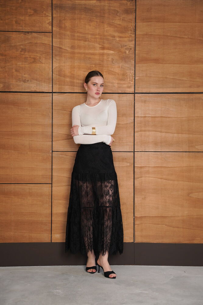 Tiered Lace Maxi Skirt