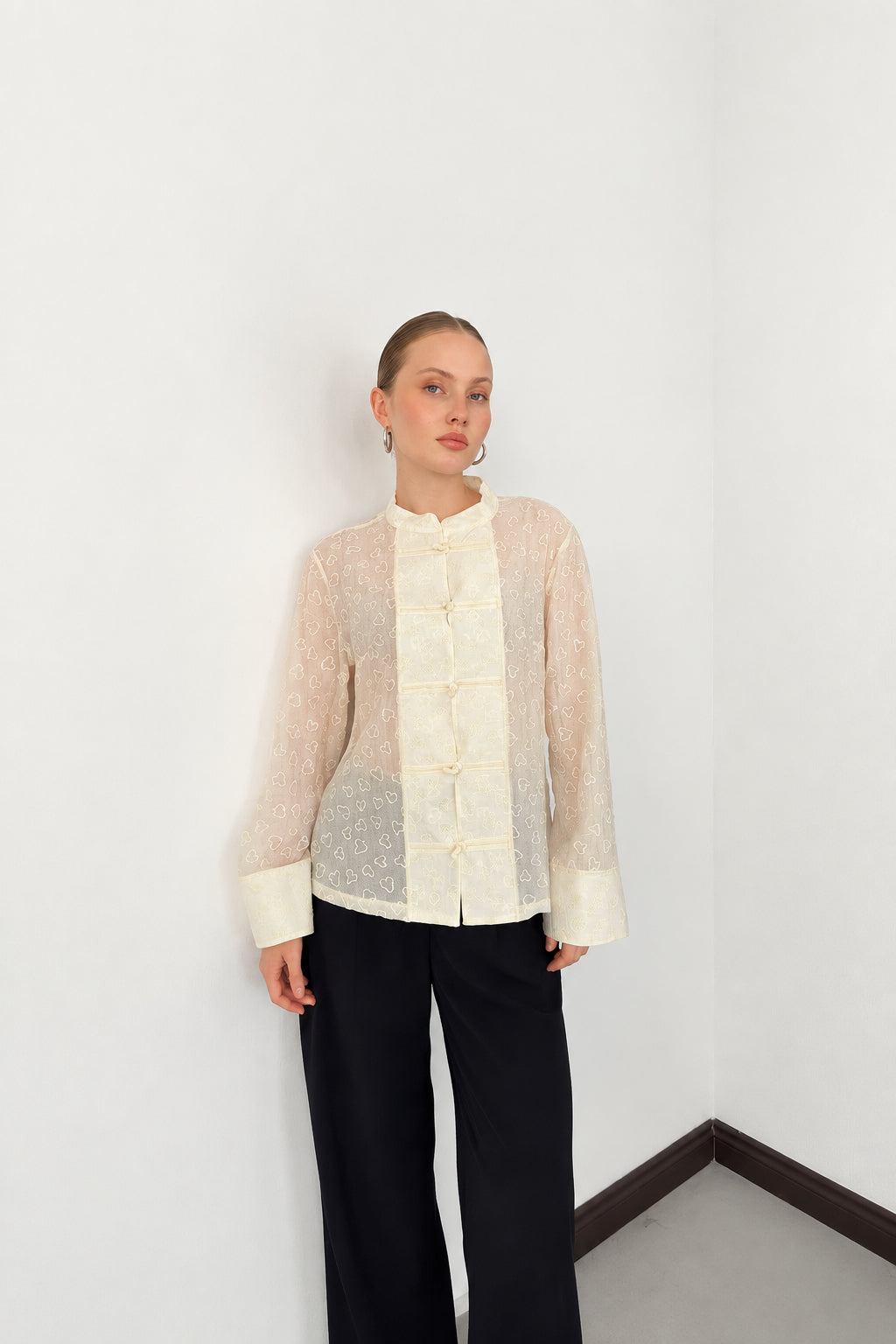Broderie Mandarin Blouse