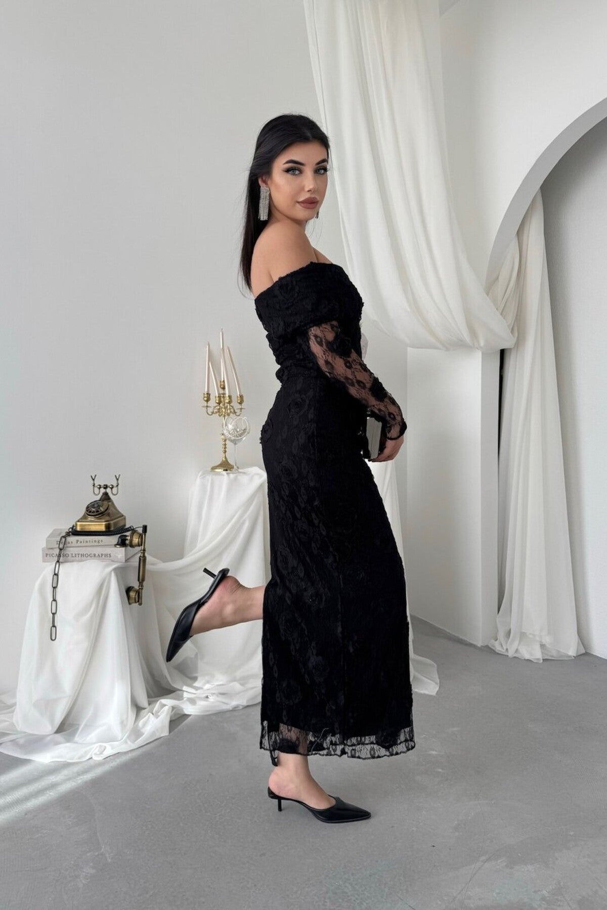 Rose Lace Off-Shoulder Dress